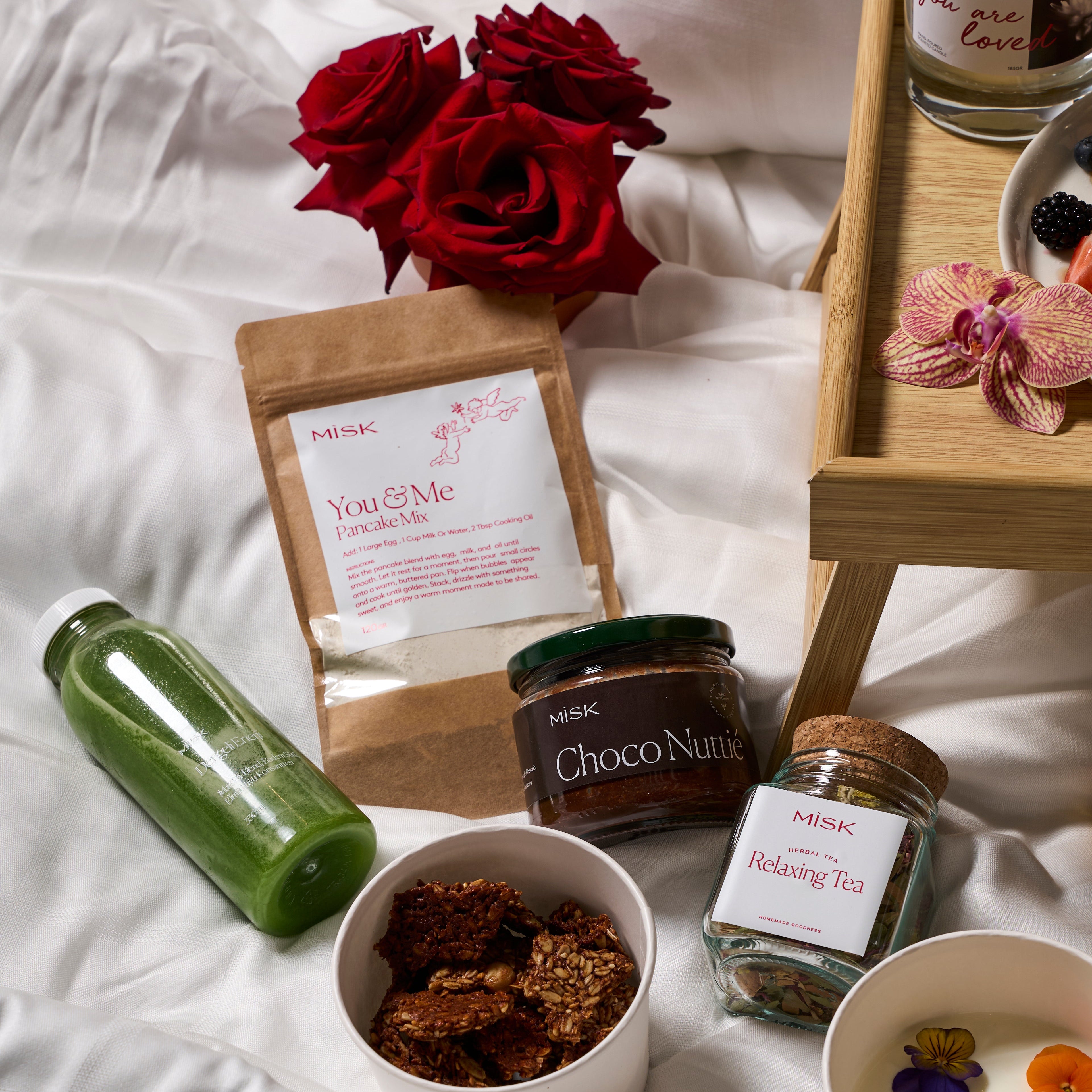 Breakfast In Bed Hediye Seti