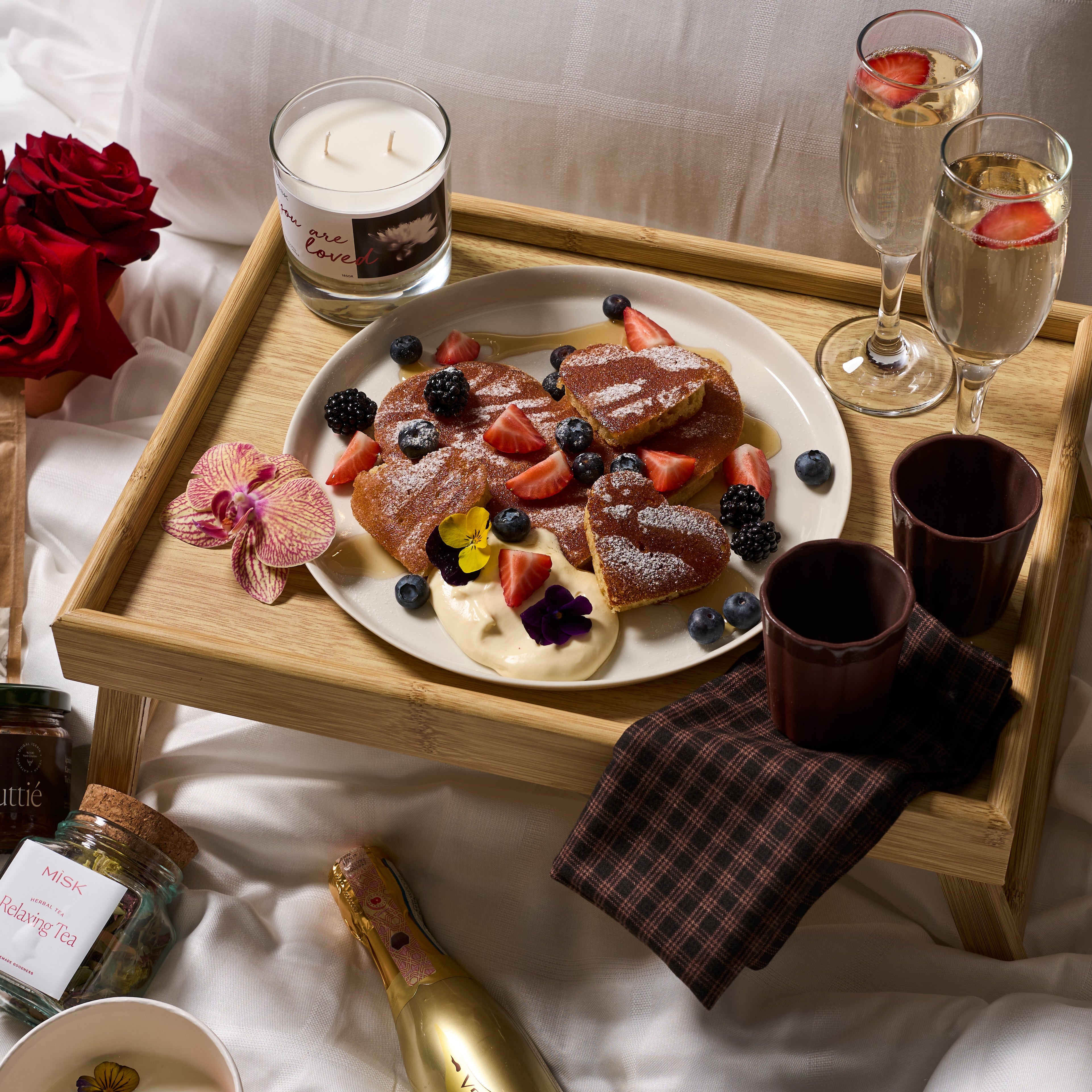 Breakfast In Bed Hediye Seti