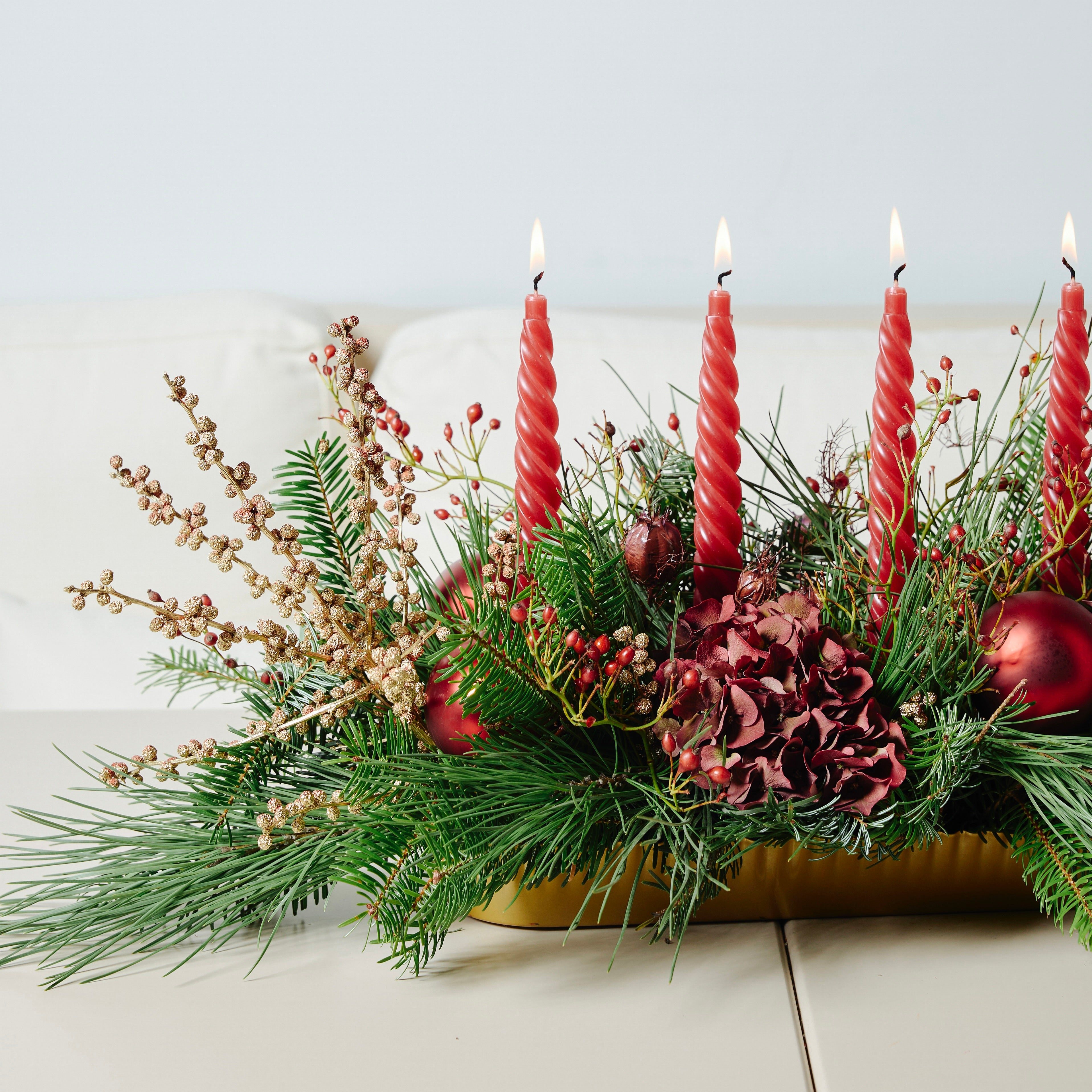 Mumlu Yeni Yıl Masa Ortası Aranjmanı